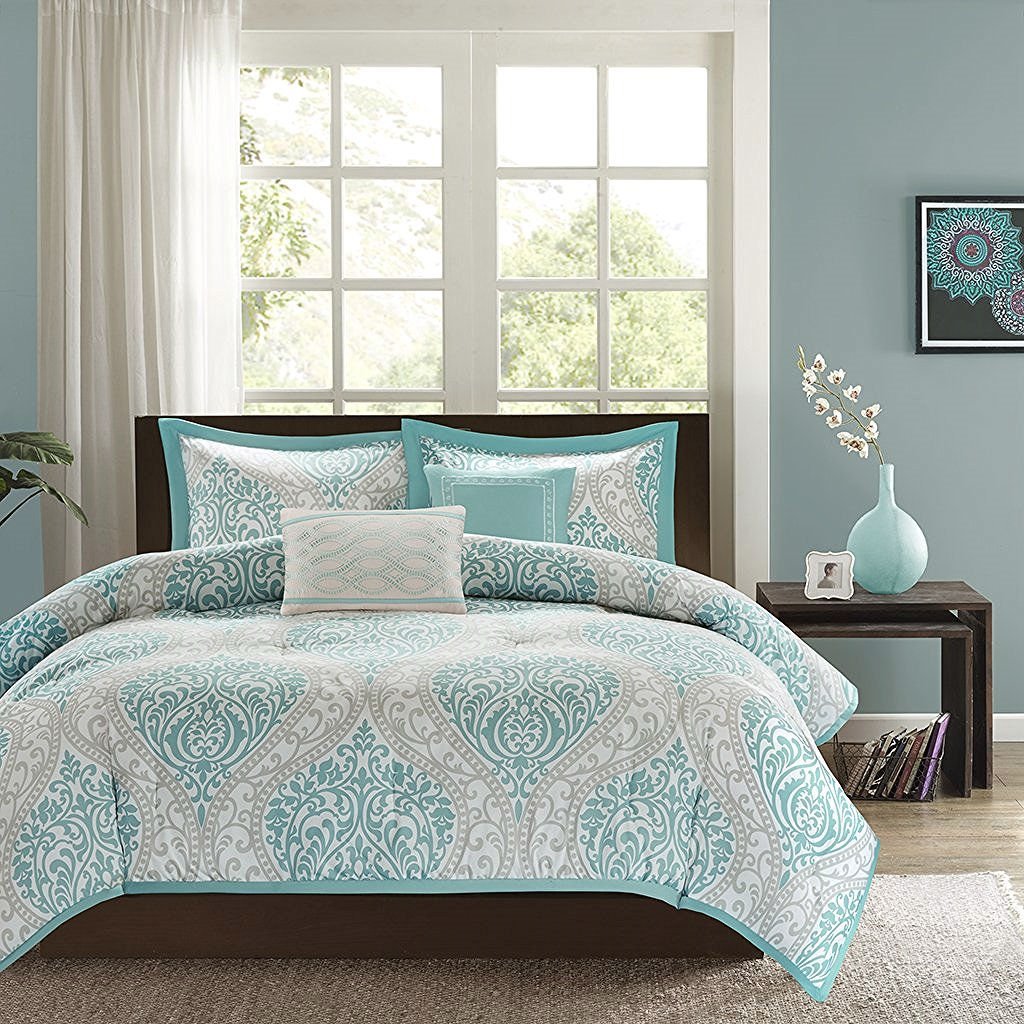 Full - Queen size 5-Piece Damask Comforter Set in Light Blue White and Grey