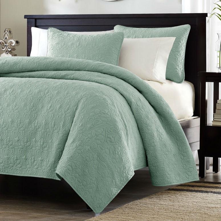 Full - Queen Seafoam Blue Green Quilted Coverlet Quilt Set with 2 Shams